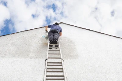 Peinture extérieure à Champguyon — façades et ravalement